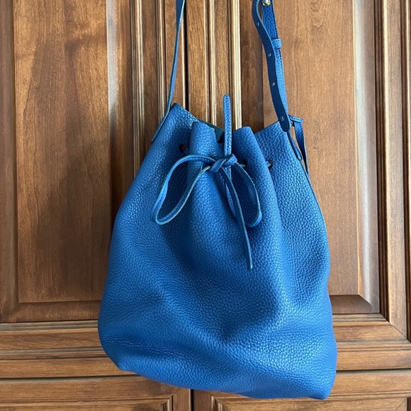 Mansur Gavriel Large Pebble Leather Bucket Bag with Detachable Coin Purse - Picture 3 of 12